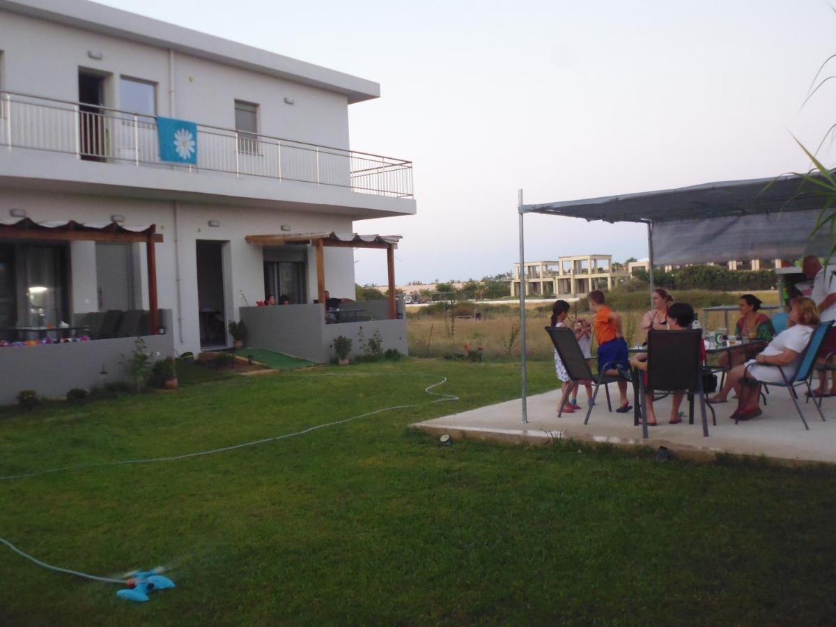 Sea Breeze Apartments Kolymbari Exterior foto
