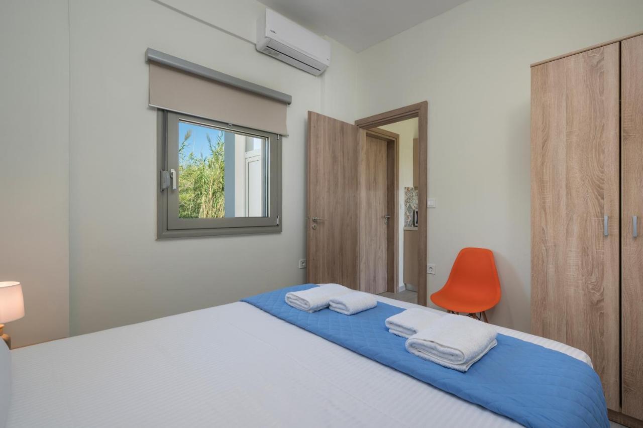 Sea Breeze Apartments Kolymbari Exterior foto