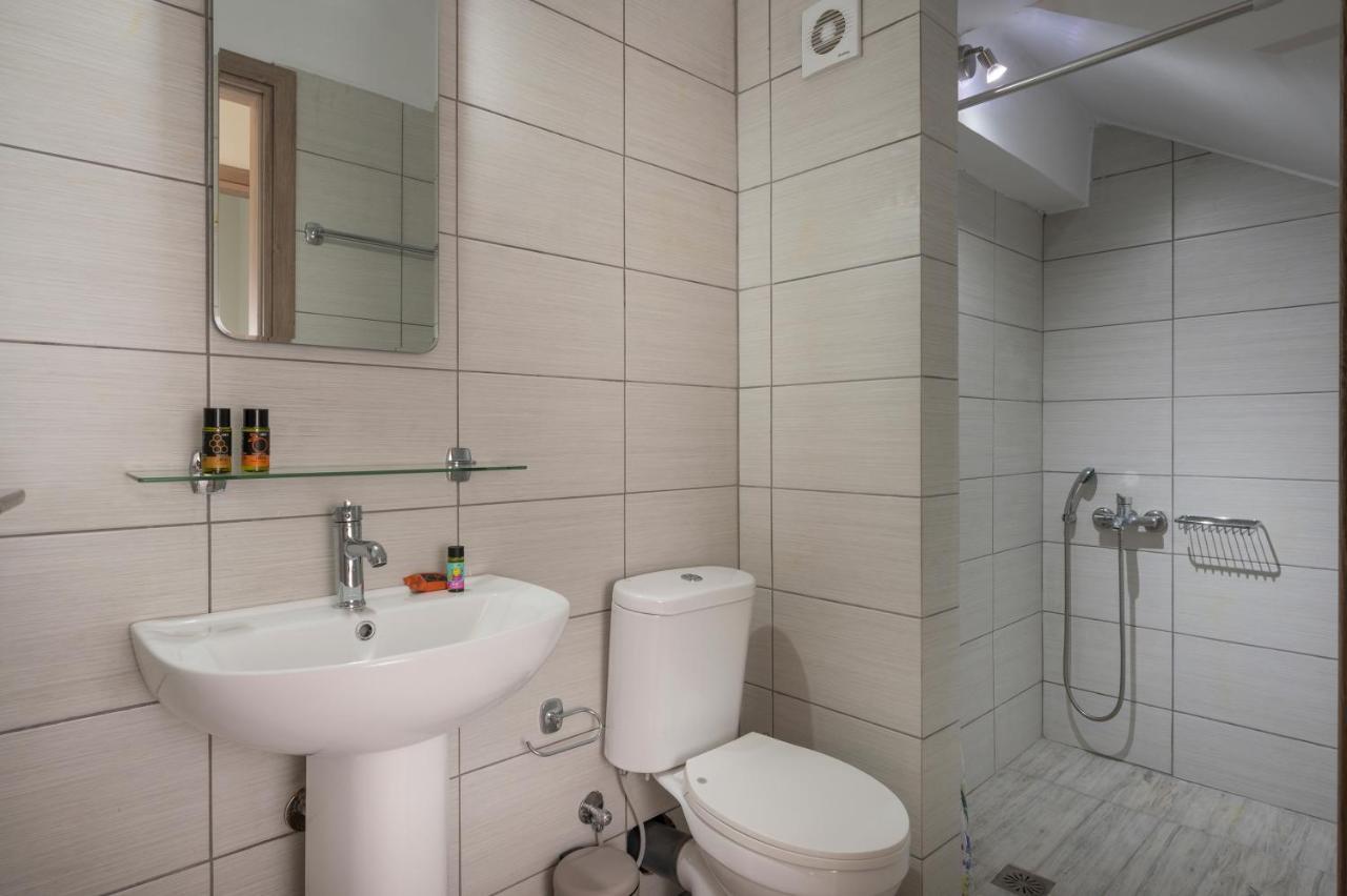 Sea Breeze Apartments Kolymbari Exterior foto