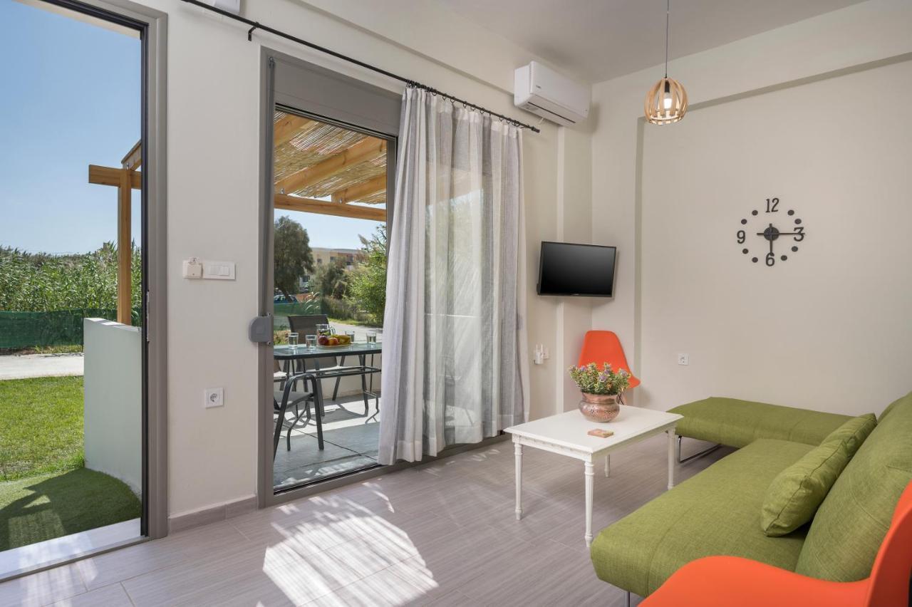 Sea Breeze Apartments Kolymbari Exterior foto